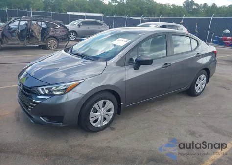 2025 Nissan Versa 1.6 S из США, поврежденный, VIN 3N1CN8DV0SL837648